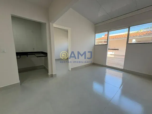 Casa com 145m² 3 quartos e 2 banheiros, à venda, no bairro Setor Orientville em Goiânia