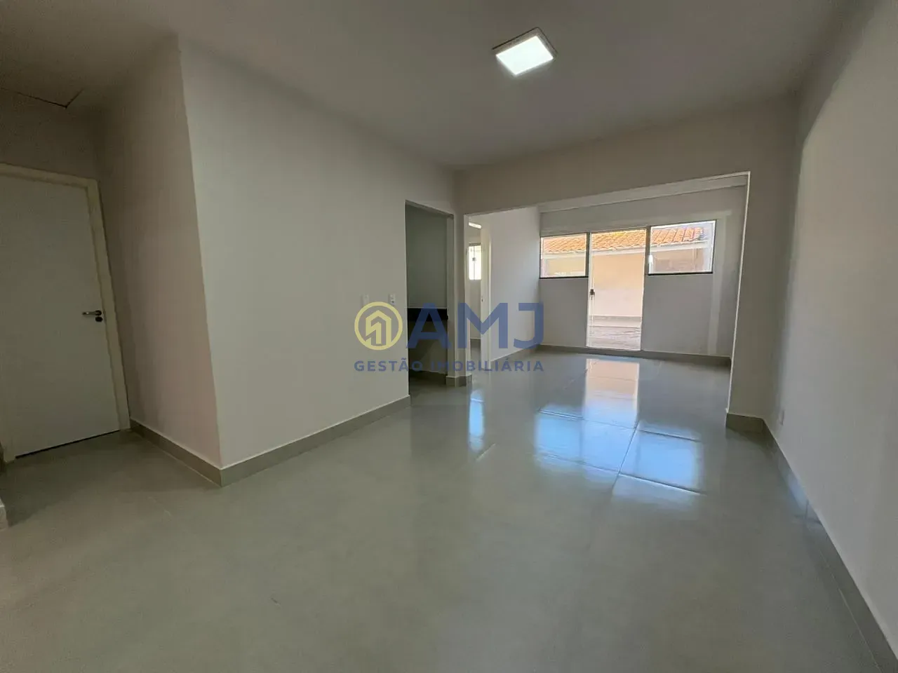 Casa, 3 quartos, 69 m² - Foto 1