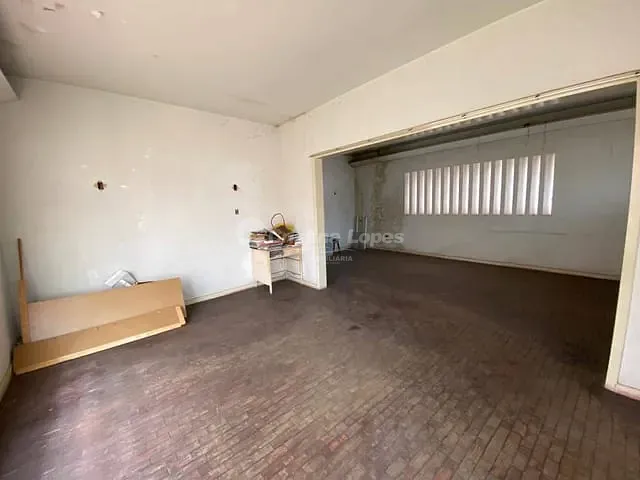 Casa com 520m² 8 quartos e 3 banheiros, à venda, no bairro Centro em Teresina