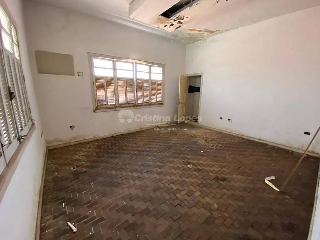 Casa, 8 quartos, 526 m² - Foto 11