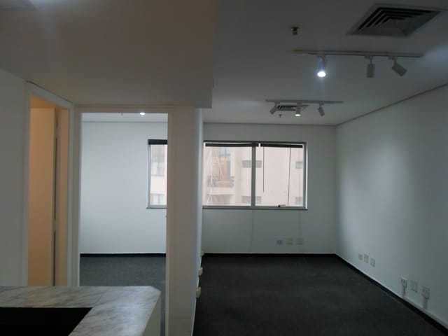 Foto do Conjunto comercial - CONJUNTO COMERCIAL ITAIM BIBI 70M² - 04 SALAS E 02 VAGAS. | CARAVIERI IMÓVEIS