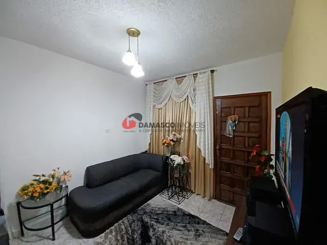 Casa com 146m² 2 quartos e 2 banheiros, à venda, no bairro Vila Valparaíso em Santo André