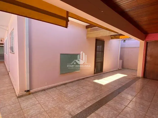 Casa 3 quartos e 2 banheiros, à venda, no bairro Jardim das Palmeiras I em Pederneiras
