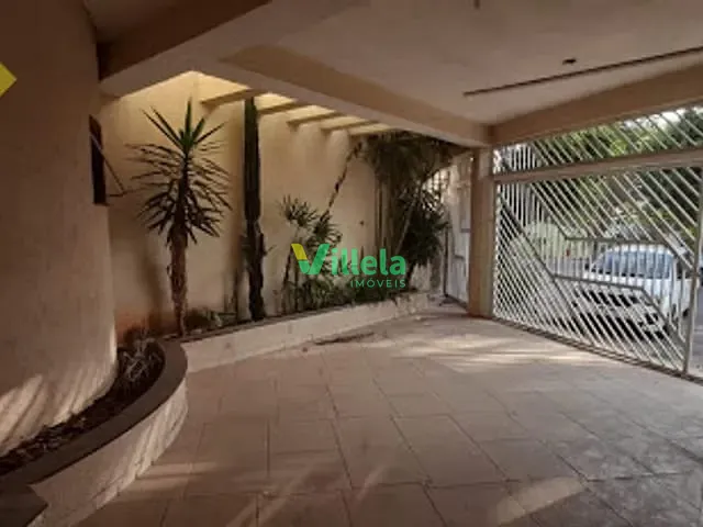 Casa à venda, no bairro Jardim Serra Dourada em Itaquaquecetuba