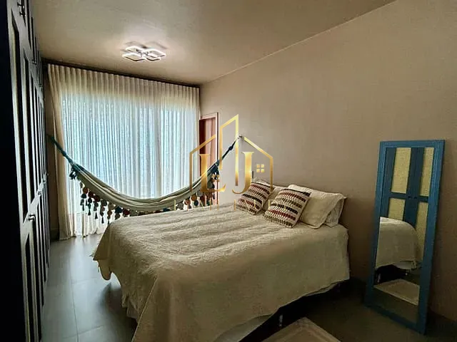 Casa com 364m² 3 quartos e 3 banheiros, à venda, no bairro São Sebastião em Chapada dos Guimarães