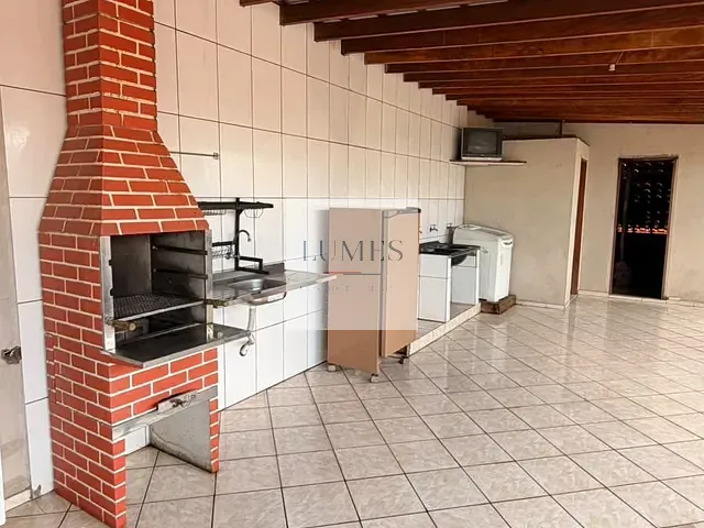 Casa com 150m² 4 quartos e 3 banheiros, à venda, no bairro Parque Nova Carioba em Americana