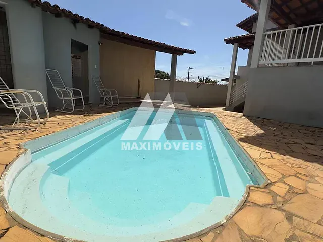Casa com 360m² 3 quartos e 1 banheiro, à venda, no bairro Esplanada em Bom Despacho