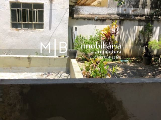 Casa com 200m², à venda, no bairro CENTRO em CATAGUASES