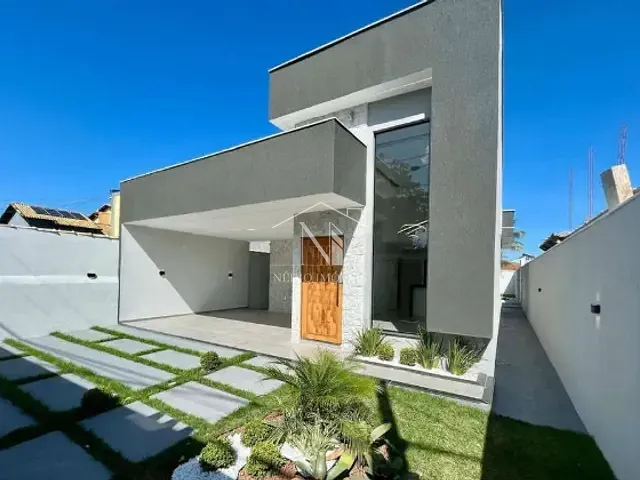 Casa com 300m² 3 quartos e 2 banheiros, à venda, no bairro Jardim Atlântico Central (Itaipuaçu) em Maricá
