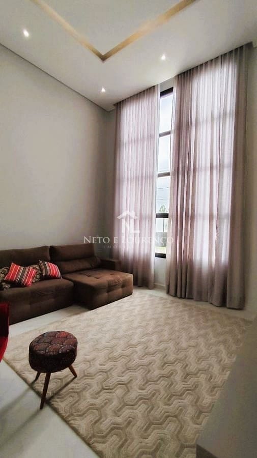 Casa à venda com 3 quartos, 1000m² - Foto 22