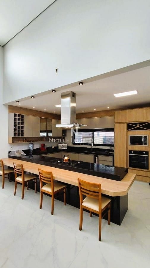 Casa à venda com 3 quartos, 1000m² - Foto 8