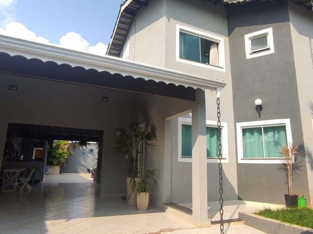 Casa com 350m² 3 quartos e 5 banheiros, à venda, no bairro Nova Atibaia em Atibaia