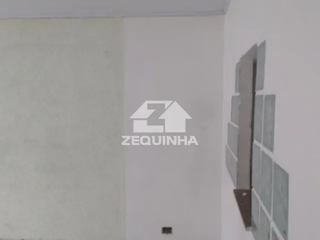 Casa com 248m² 3 quartos e 1 banheiro, à venda, no bairro Vila Campesina em Osasco