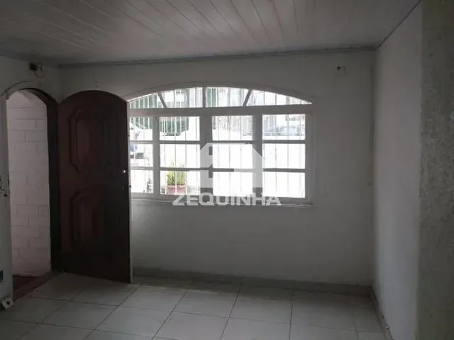 Casa com 248m² 3 quartos e 1 banheiro, à venda, no bairro Vila Campesina em Osasco
