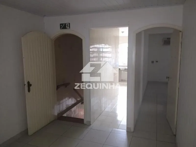 Casa, 3 quartos, 203 m² - Foto 8
