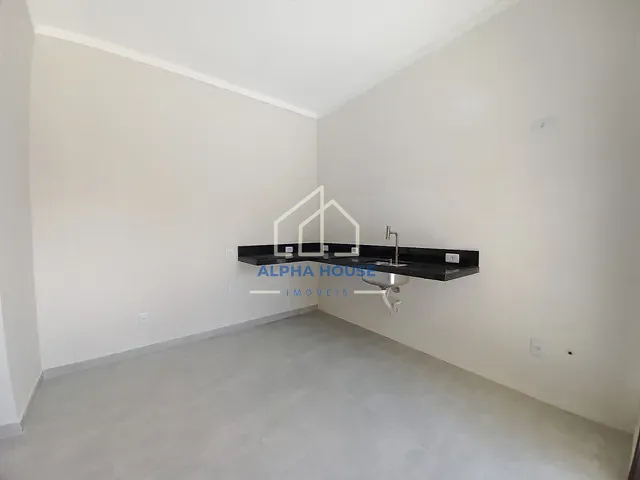 Casa 3 quartos e 1 banheiro, à venda, no bairro Residencial e Comercial Bosque da Imperatriz em Pindamonhangaba