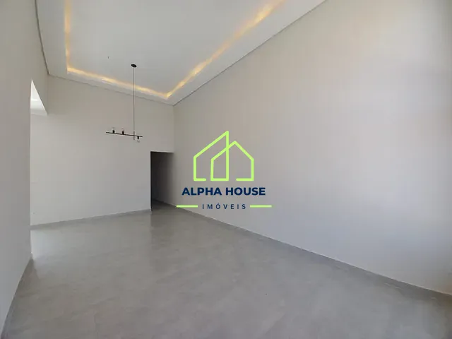 Casa 3 quartos e 1 banheiro, à venda, no bairro Residencial e Comercial Bosque da Imperatriz em Pindamonhangaba