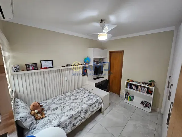 Casa com 240m² 3 quartos e 4 banheiros, à venda, no bairro Jardim América em Goiânia