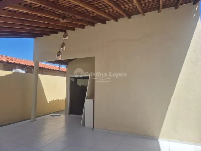 Casa 2 quartos e 2 banheiros, à venda, no bairro Gurupi em Teresina