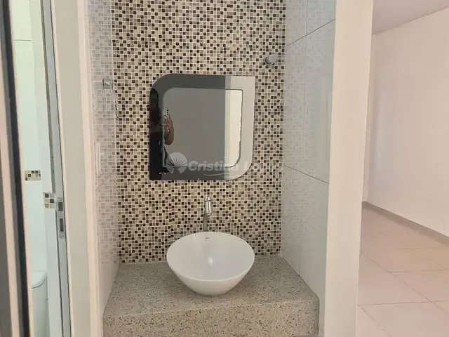 Casa 2 quartos e 2 banheiros, à venda, no bairro Gurupi em Teresina