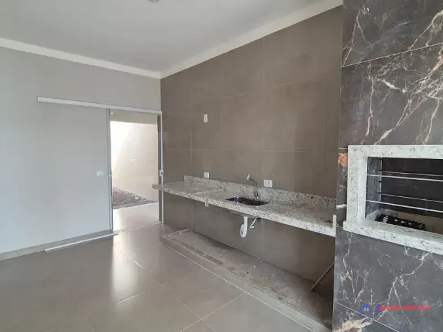 Casa com 210m² 3 quartos e 2 banheiros, à venda, no bairro Ipê em Três Lagoas