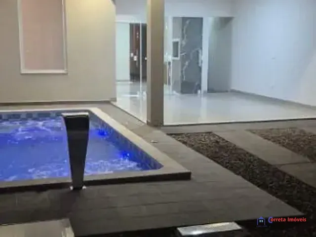 Casa com 210m² 3 quartos e 2 banheiros, à venda, no bairro Ipê em Três Lagoas