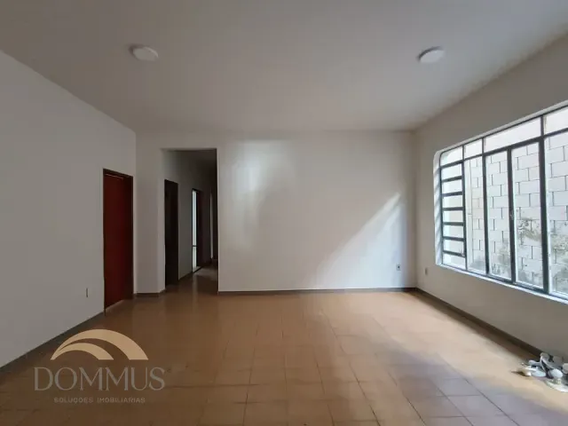 Casa com 357m², para alugar, no bairro Cidade Nobre em Ipatinga