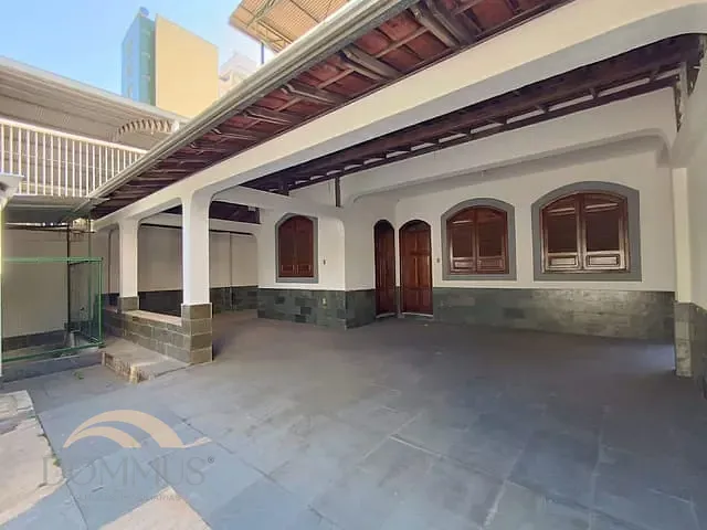 Casa com 357m², para alugar, no bairro Cidade Nobre em Ipatinga