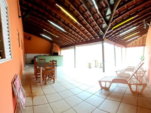 Casa com 250m² 1 quarto e 2 banheiros, à venda, no bairro Residencial Portal da Pérola em Birigüi