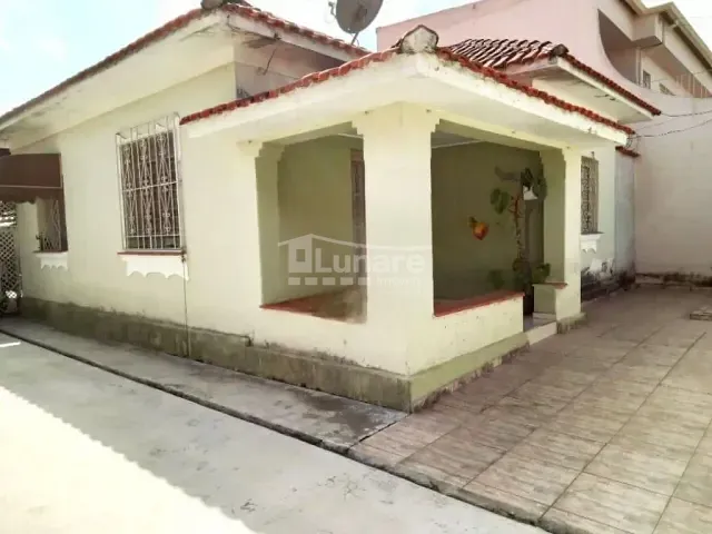 Casa com 355m² 3 quartos e 1 banheiro, à venda, no bairro Centro em Mogi das Cruzes