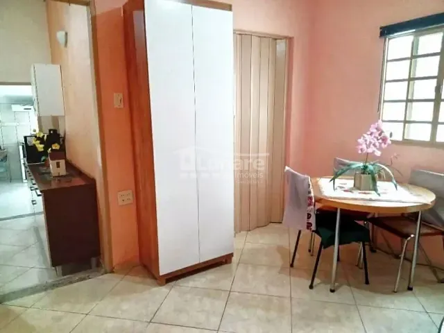 Casa com 355m² 3 quartos e 1 banheiro, à venda, no bairro Centro em Mogi das Cruzes