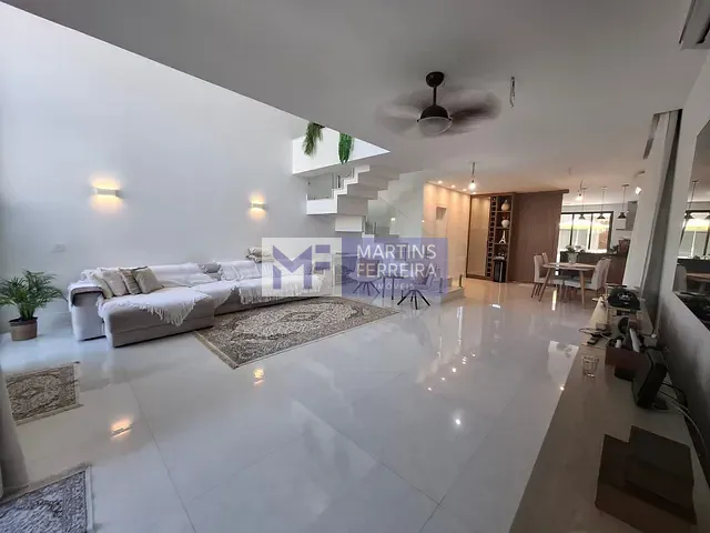 Casa 4 quartos e 8 banheiros, à venda, no bairro Barra da Tijuca em Rio de Janeiro
