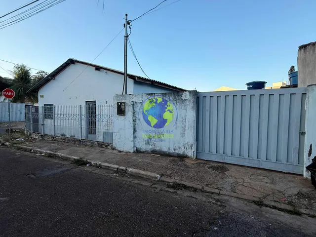 Casa 2 quartos e 1 banheiro, para alugar, no bairro Areão em Cuiabá