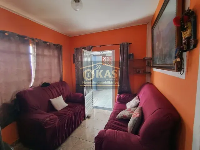Casa com 307m² 3 quartos e 2 banheiros, à venda, no bairro Jardim Leymar em Suzano
