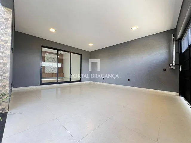 Casa com 177m² 3 quartos e 3 banheiros, à venda, no bairro Residencial Villa Verde Bragança em Bragança Paulista