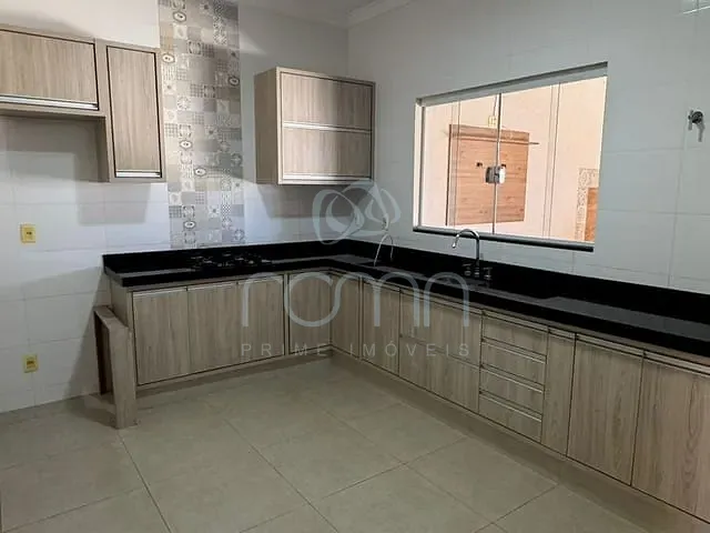 Casa 3 quartos e 3 banheiros, à venda, no bairro Residencial Regissol I em Mirassol