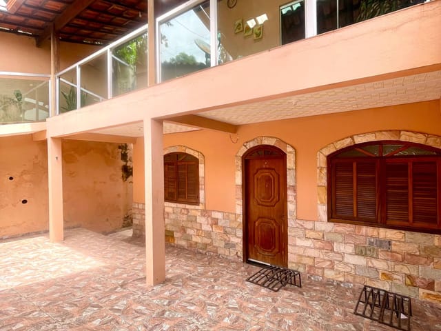 Casa 4 quartos e 2 banheiros, à venda, no bairro Ribeiro de Abreu em Belo Horizonte