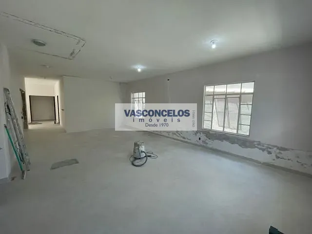 Casa com 360m² 4 quartos e 5 banheiros, à venda, no bairro Jardim das Colinas em São José dos Campos