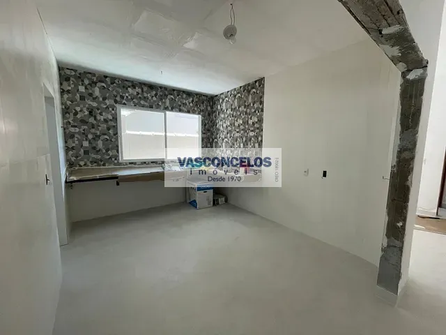 Casa com 360m² 4 quartos e 5 banheiros, à venda, no bairro Jardim das Colinas em São José dos Campos