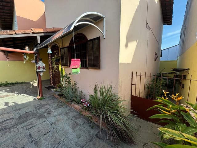 Casa com 160m² 4 quartos e 3 banheiros, à venda, no bairro Cancela Preta em Macaé