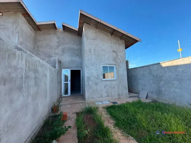 Casa 2 quartos e 2 banheiros, à venda, no bairro Nova Três Lagoas III em Três Lagoas