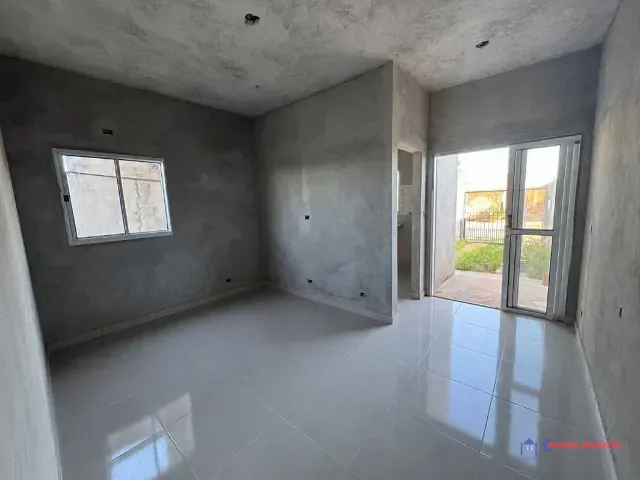 Casa 2 quartos e 2 banheiros, à venda, no bairro Nova Três Lagoas III em Três Lagoas