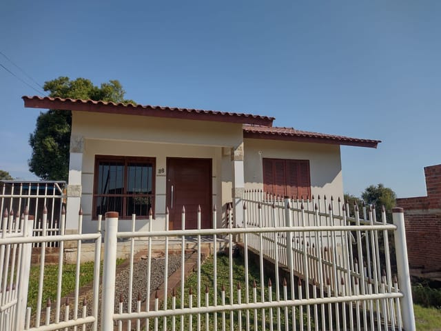 Foto do Casa - Casa duplex  cercada e com 2 dormitórios,  à venda no bairro  Aimoré na cidade de Arroio do Meio Arroio do Meio/ RS | Executivo Imóveis