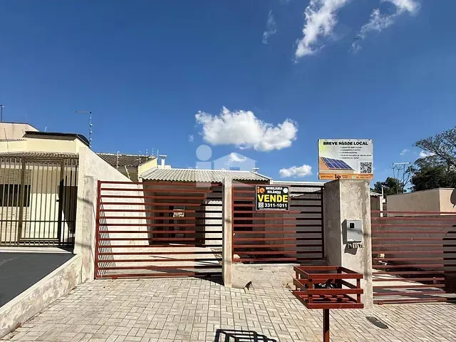 Casa com 150m² 3 quartos e 2 banheiros, à venda, no bairro Jardim Capricornio em Rolândia