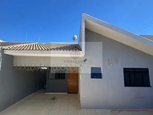 Casa com 150m² 3 quartos e 1 banheiro, à venda, no bairro Kasato Maru em Rolândia