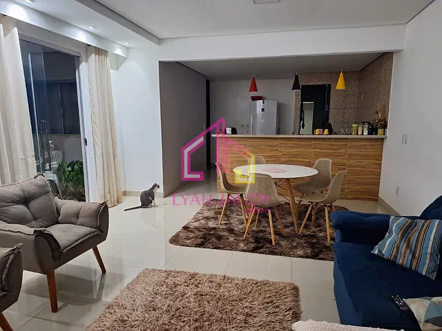 Casa com 170m² 3 quartos e 2 banheiros, à venda, no bairro Recanto dos Pássaros em Cuiabá