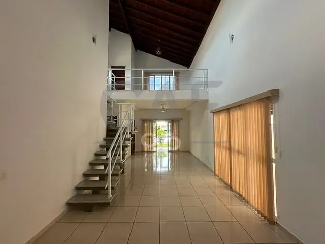 Casa com 406m² 3 quartos e 5 banheiros, para alugar, no bairro Residencial Nova Holanda em Holambra