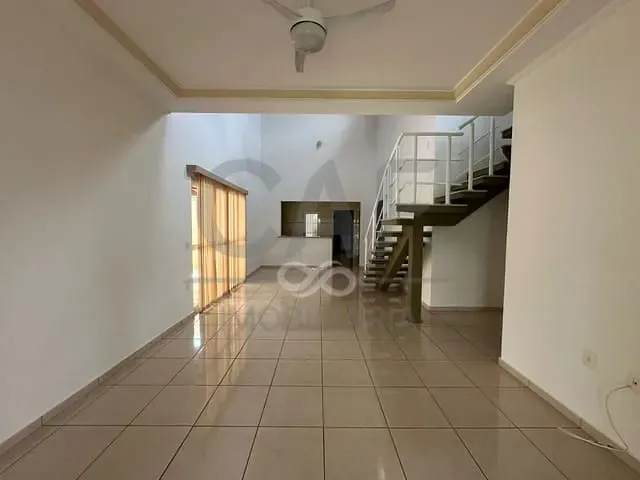 Casa com 406m² 3 quartos e 5 banheiros, para alugar, no bairro Residencial Nova Holanda em Holambra