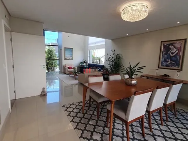 Casa com 364m² 3 quartos e 5 banheiros, à venda, no bairro Vivendas do Arvoredo em Londrina