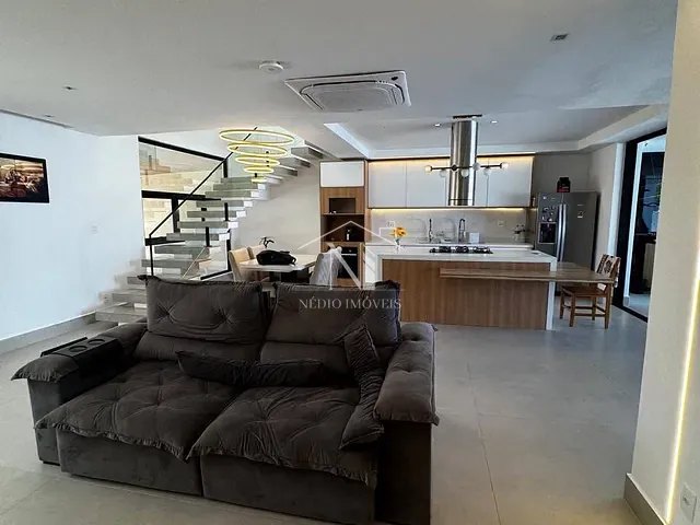 Casa com 366m² 3 quartos e 2 banheiros, à venda, no bairro Inoã (Inoã) em Rodovia Ernani do Amaral Peixoto